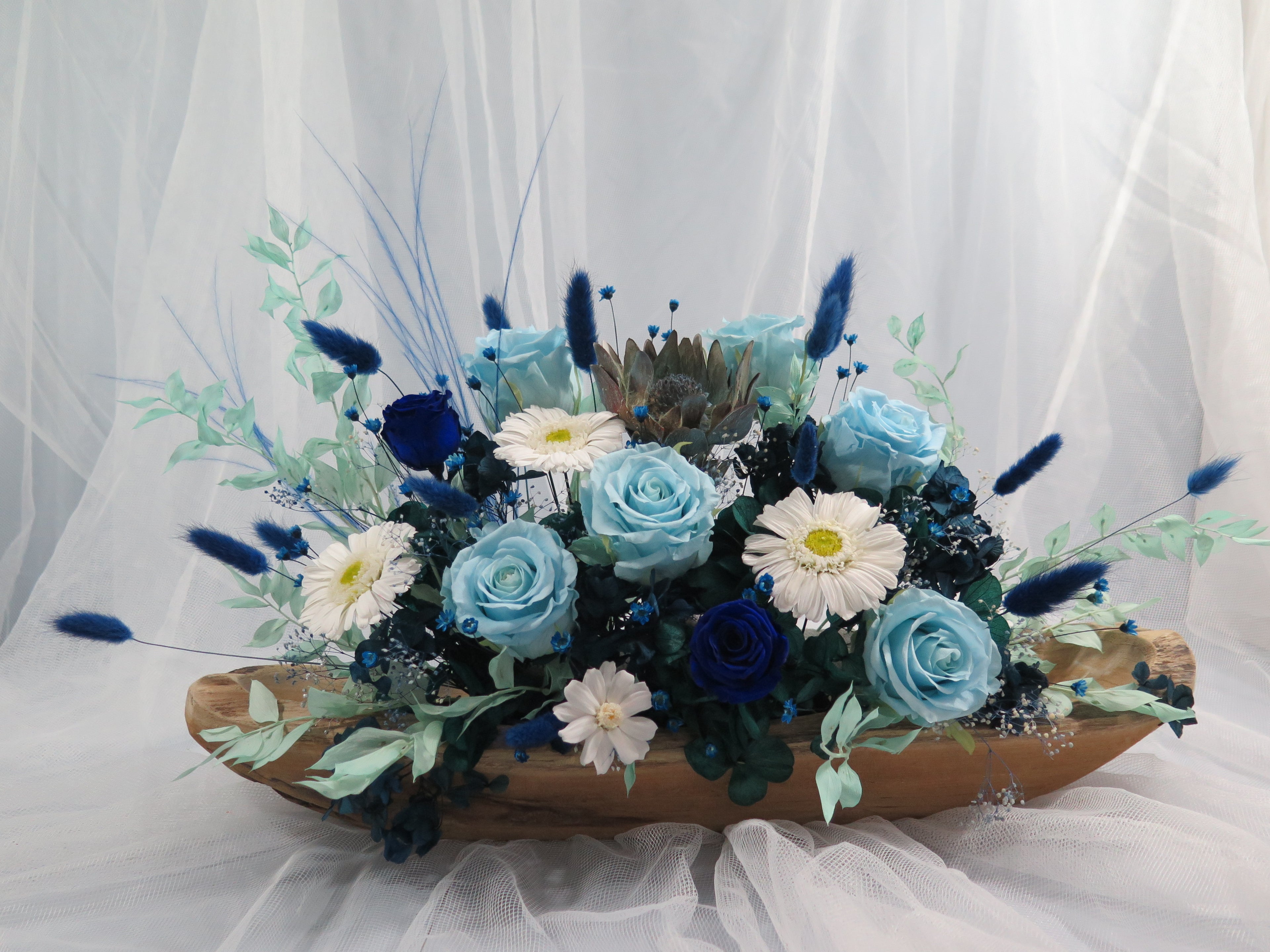 Azure Tide Centrepiece